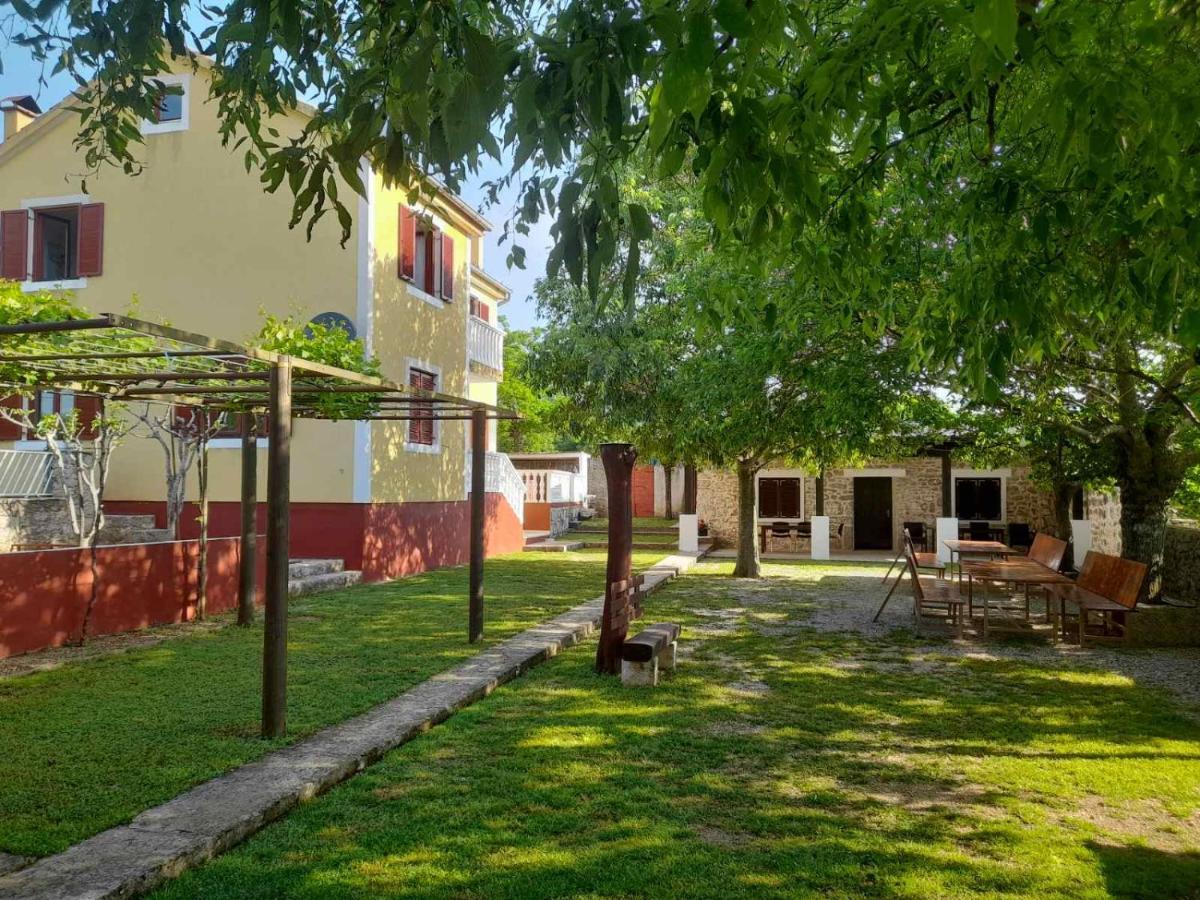 Kuca Za Odmor Dolovi Hotel Golubic  Exterior photo